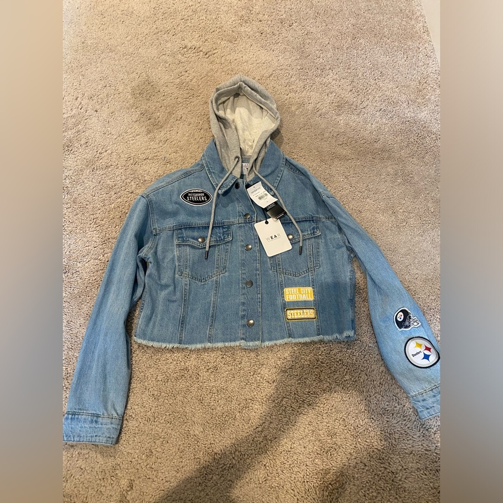 NWT Women’s Size Medium Steelers Jean Jacket